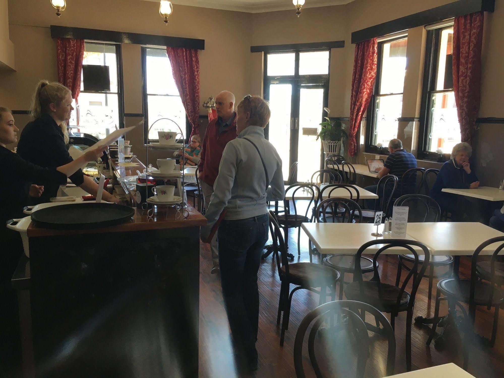 Great Central Hotel Glen Innes Bagian luar foto