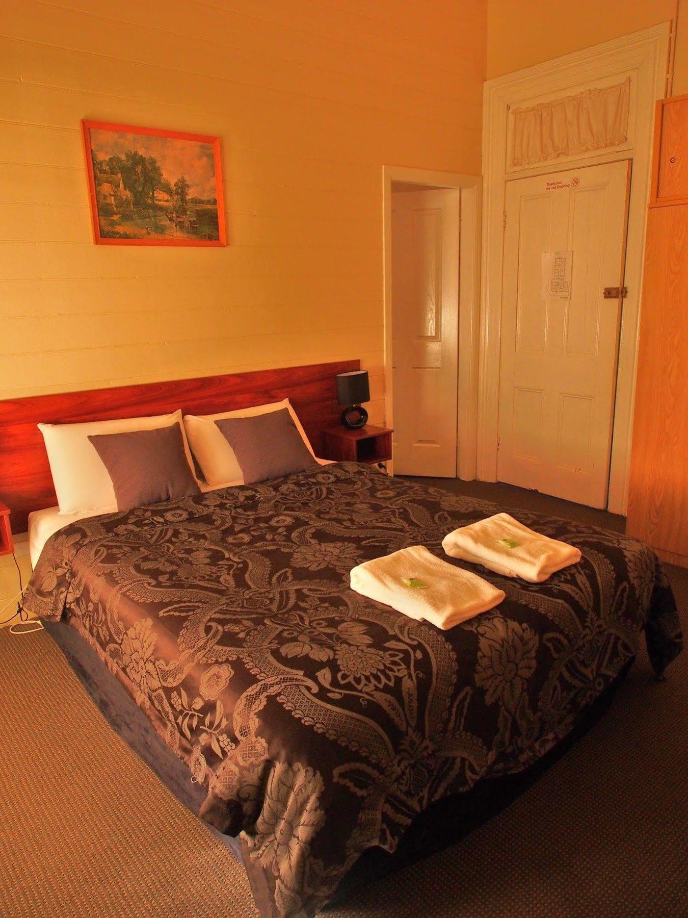 Great Central Hotel Glen Innes Bagian luar foto